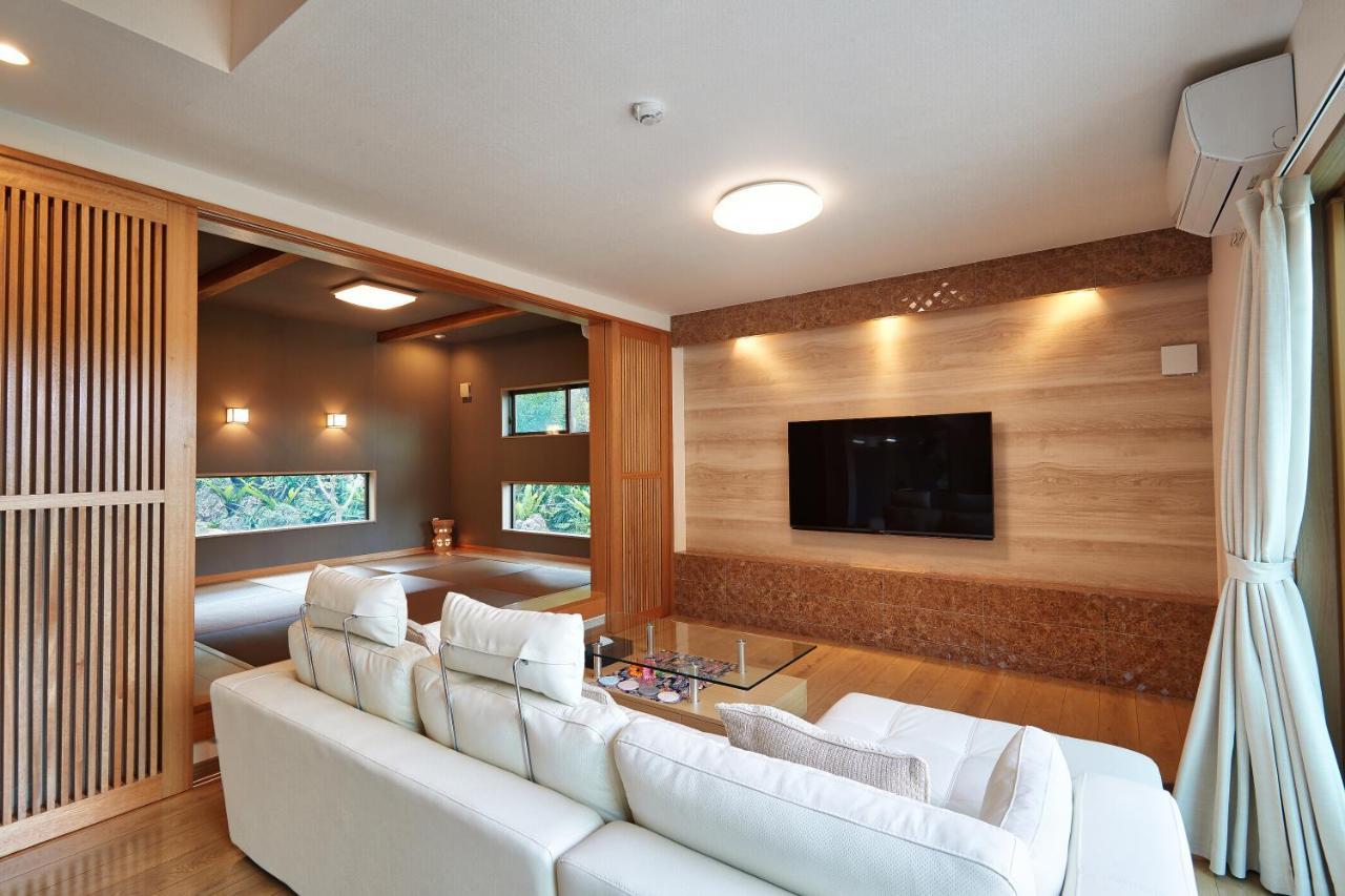 Private Villa Churaya Yaedake Bettei Motobu Esterno foto