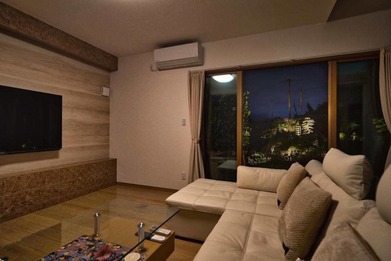Private Villa Churaya Yaedake Bettei Motobu Esterno foto