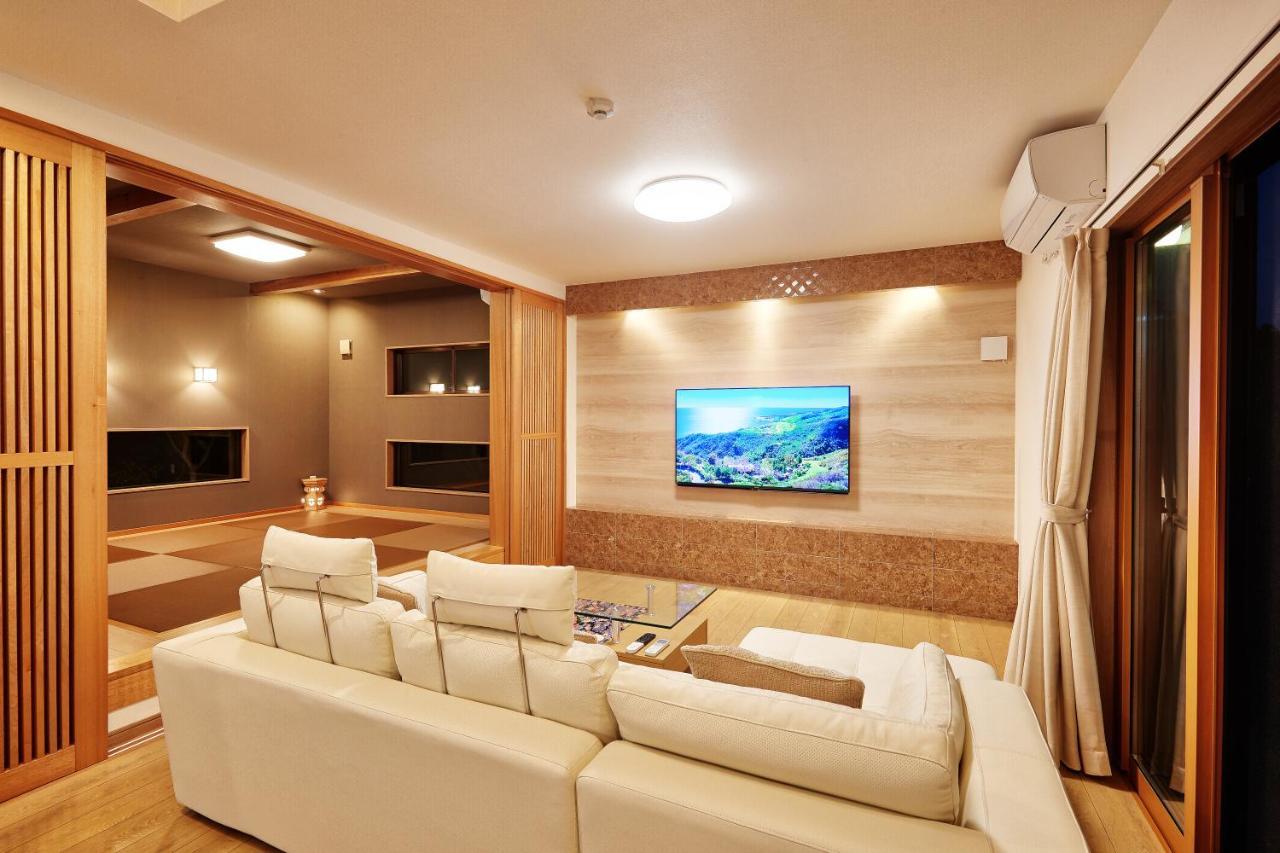 Private Villa Churaya Yaedake Bettei Motobu Esterno foto